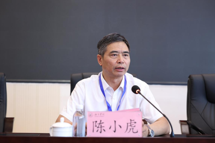 图片15 图片15