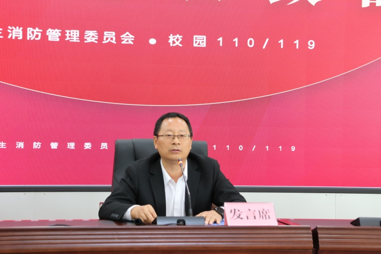 10.25学生换届大会2 10.25学生换届大会2